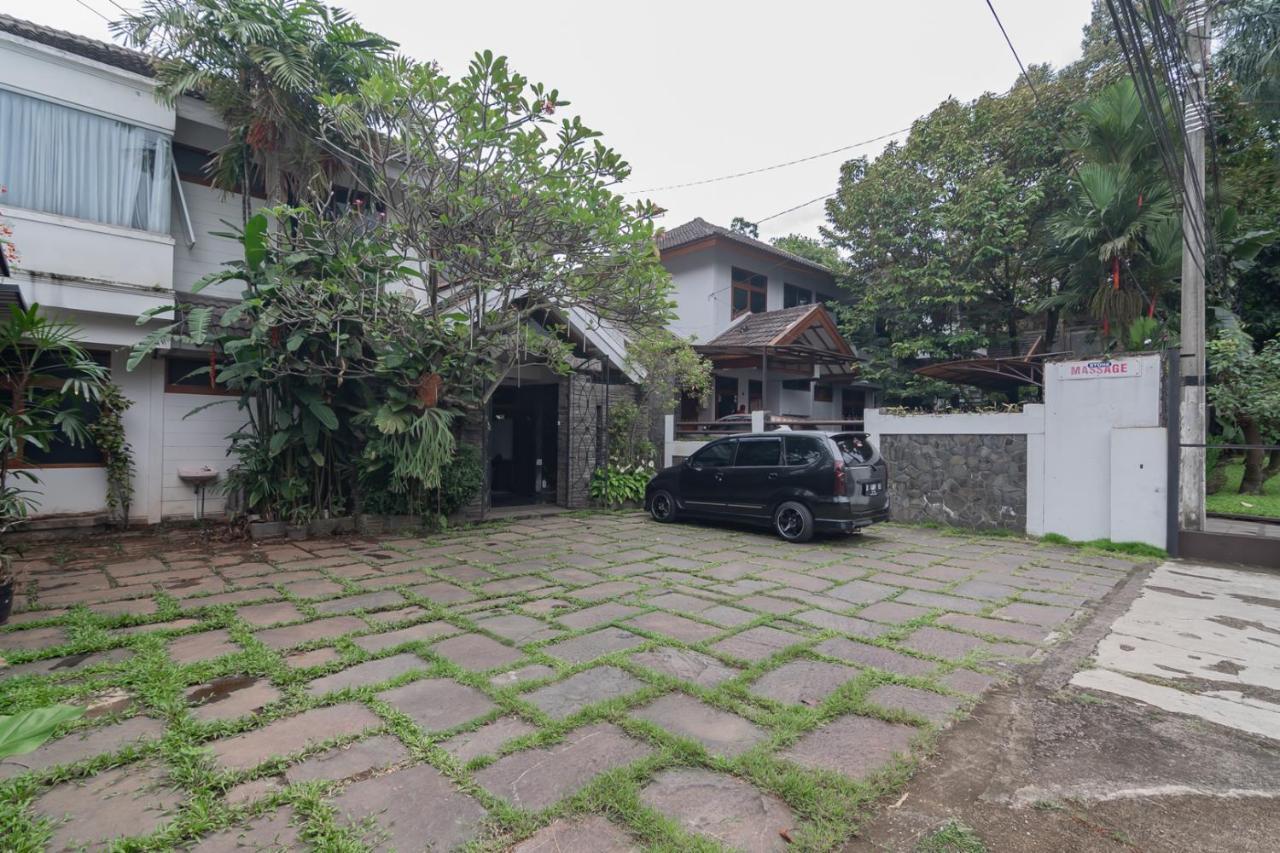 Imelda Residence Setrasari Redpartner Бандунг Экстерьер фото